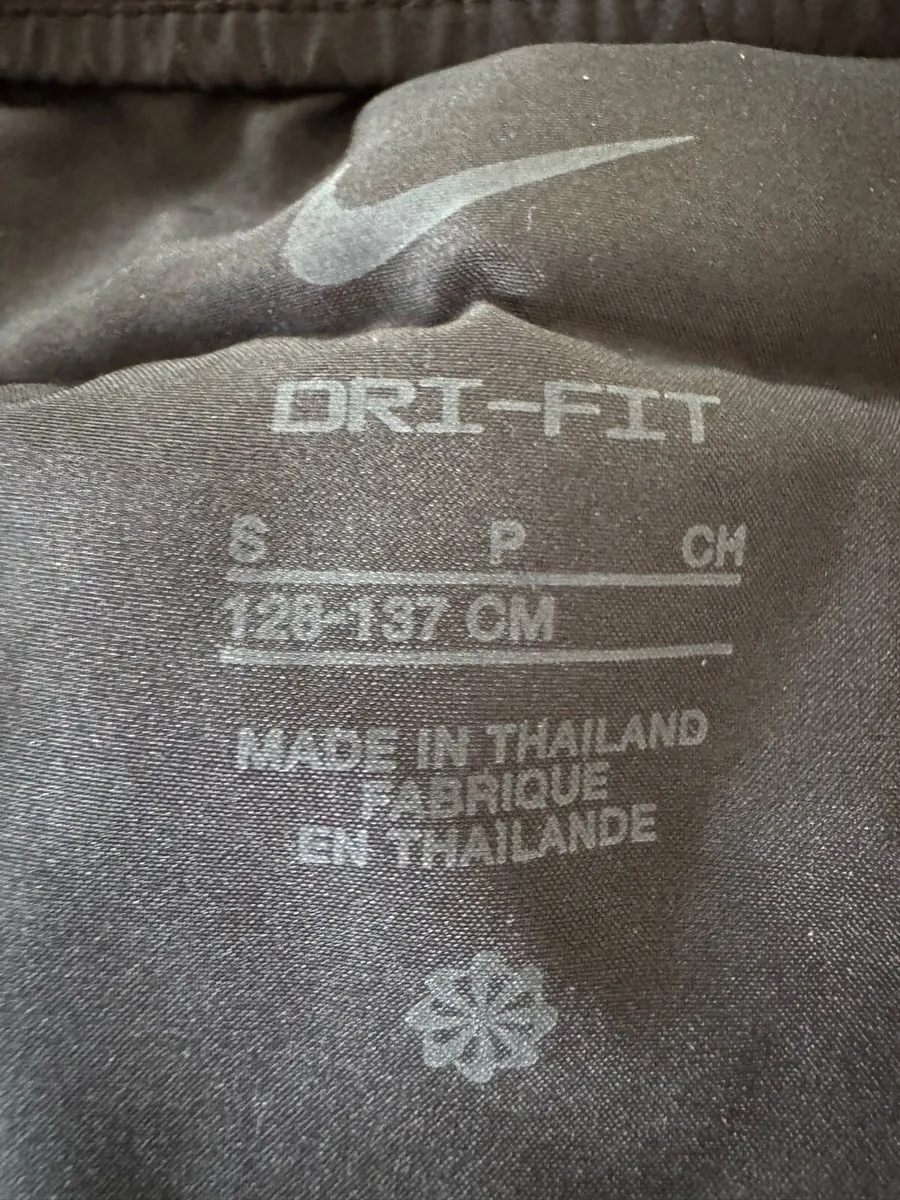 Nike dri fit shorts - Image 4