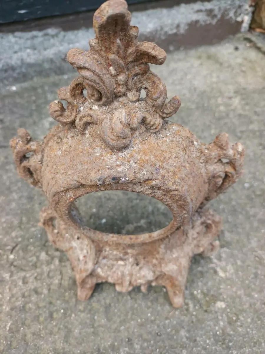Cast iron Clock Frame - Image 2