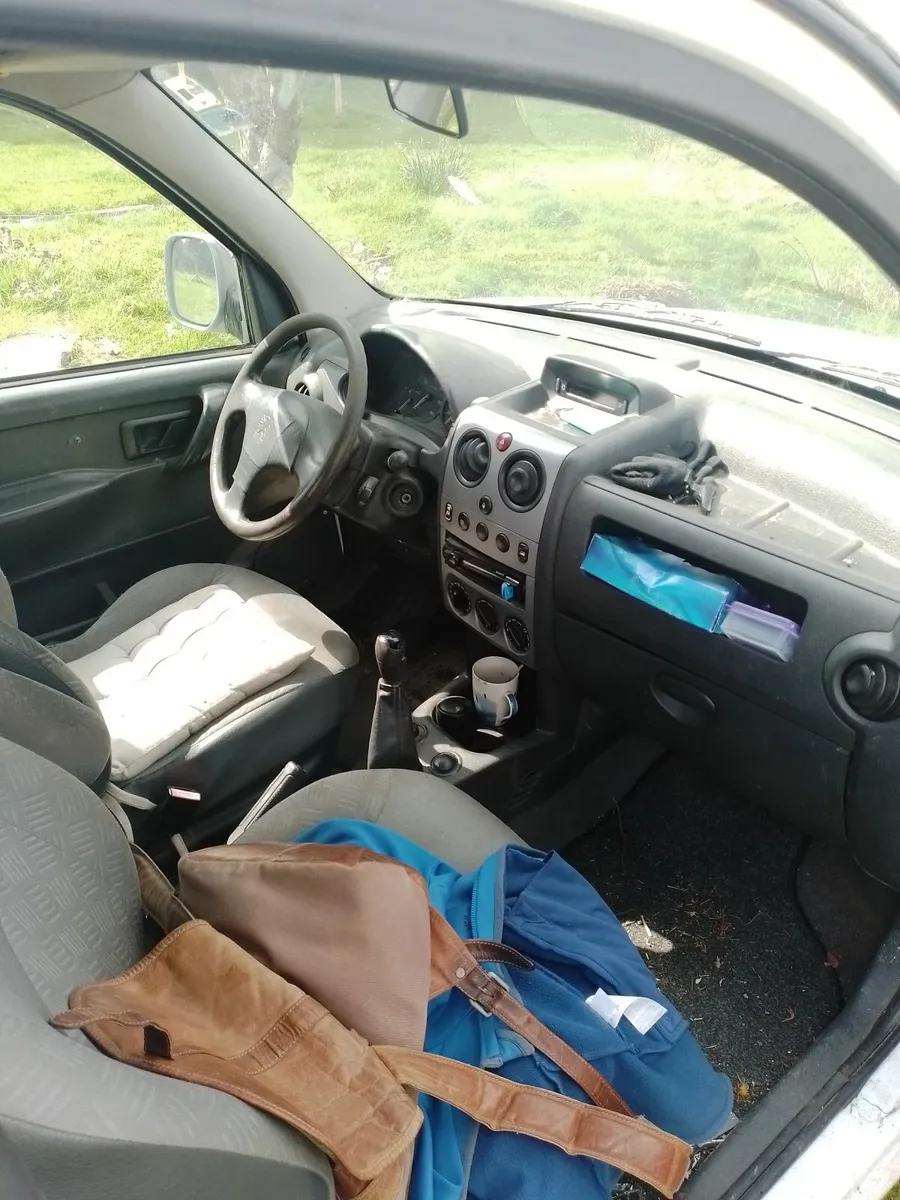 Van Berlingo 2L Left hand drive - Image 2