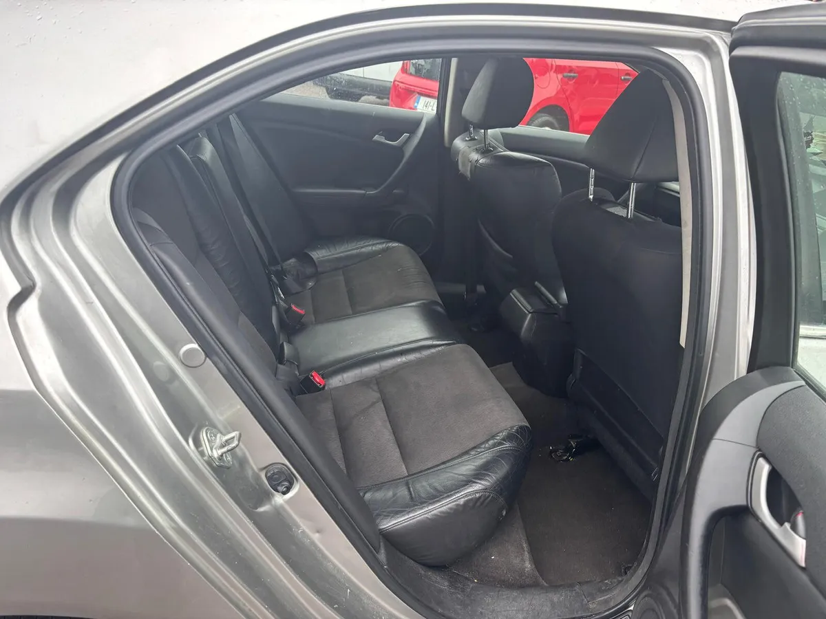 Honda Accord 2009  DIESEL  TRADE  SALE - Image 4