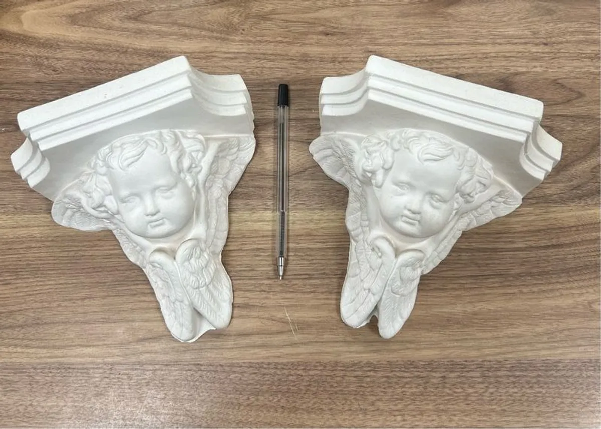 Wall decorations - Image 1