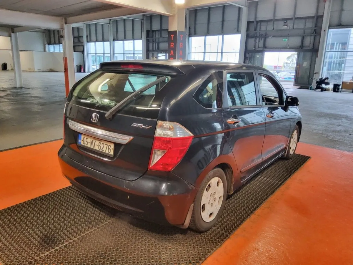 Honda FR-V 1.7 SE - Image 3
