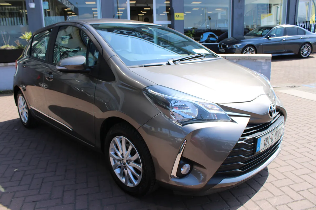 TOYOTA YARIS 1.0 LUNA 5DR HATCHBACK ONLY 25,000KMS - Image 2