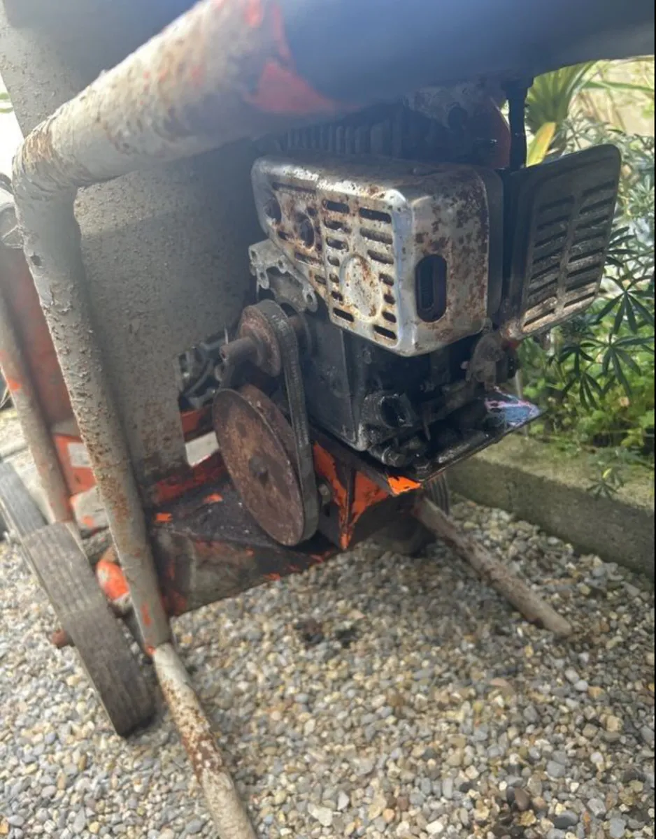 Cement mixer - Image 2
