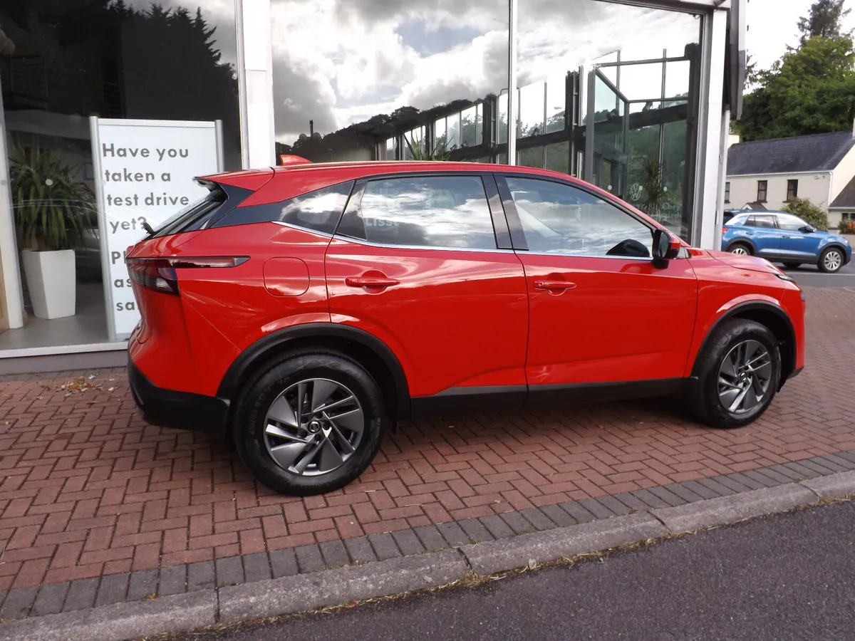 2021 Qashqai 1.3 SV, Red, Only 33km, - Image 3