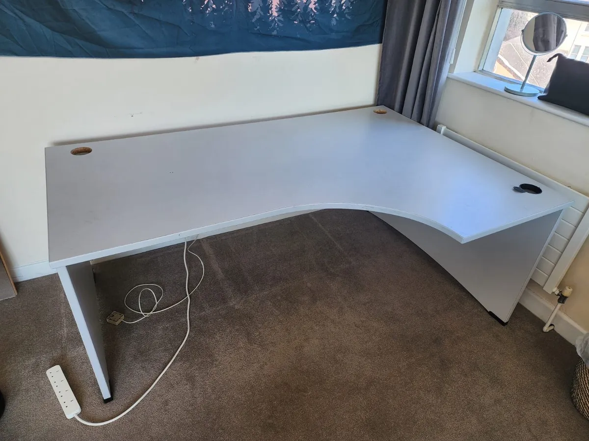 Desk - Image 1