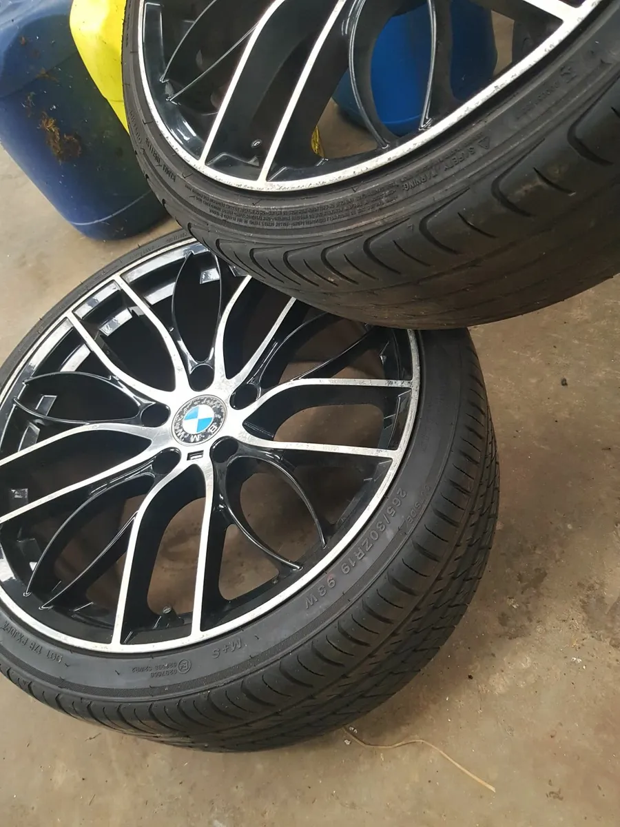 BMW 3-Series 2014 - Image 2