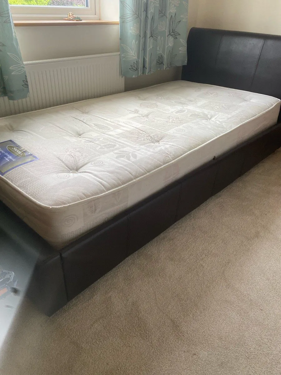 single bed - Image 3