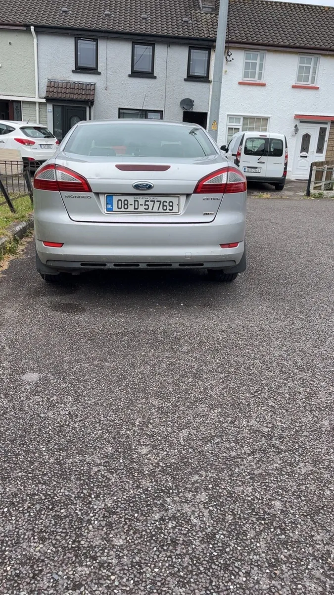 Car - Image 3