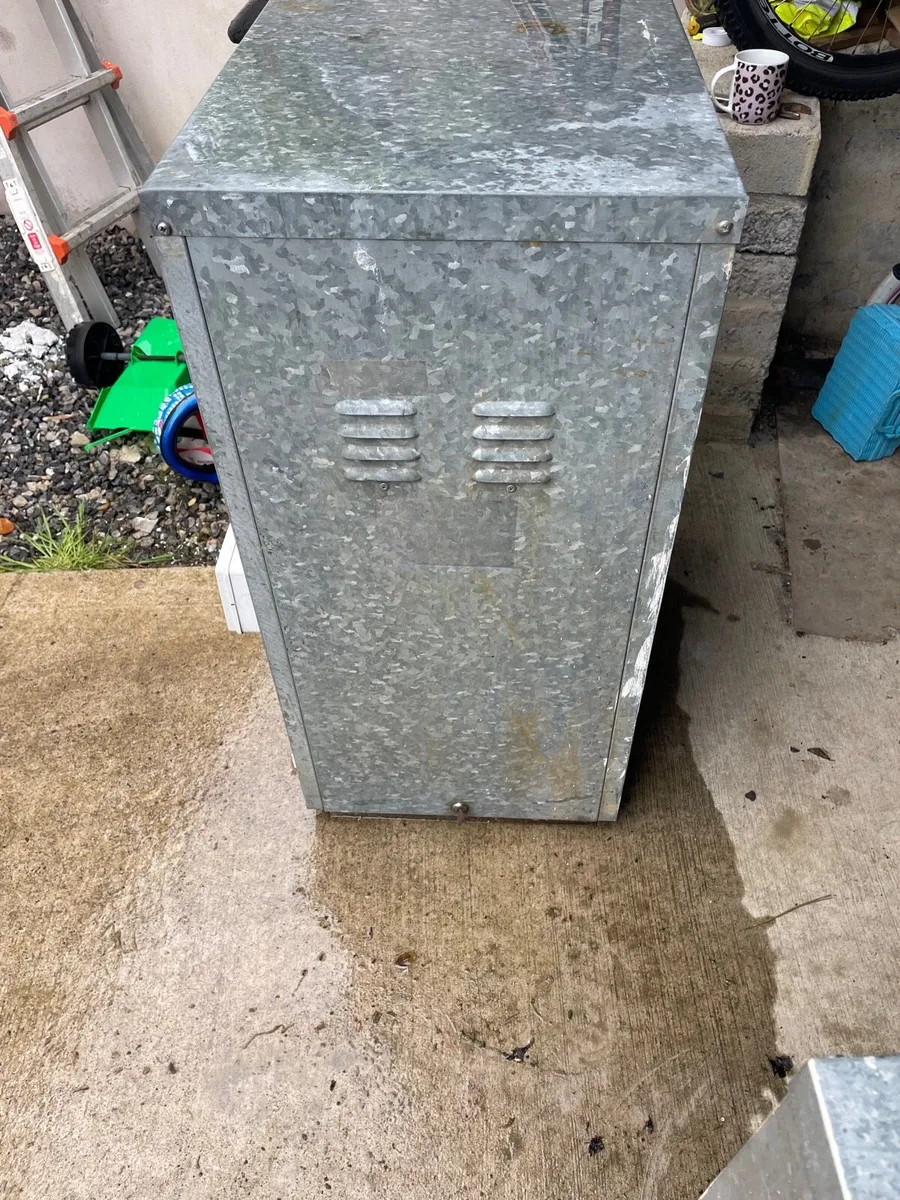 Oil boiler - Image 1
