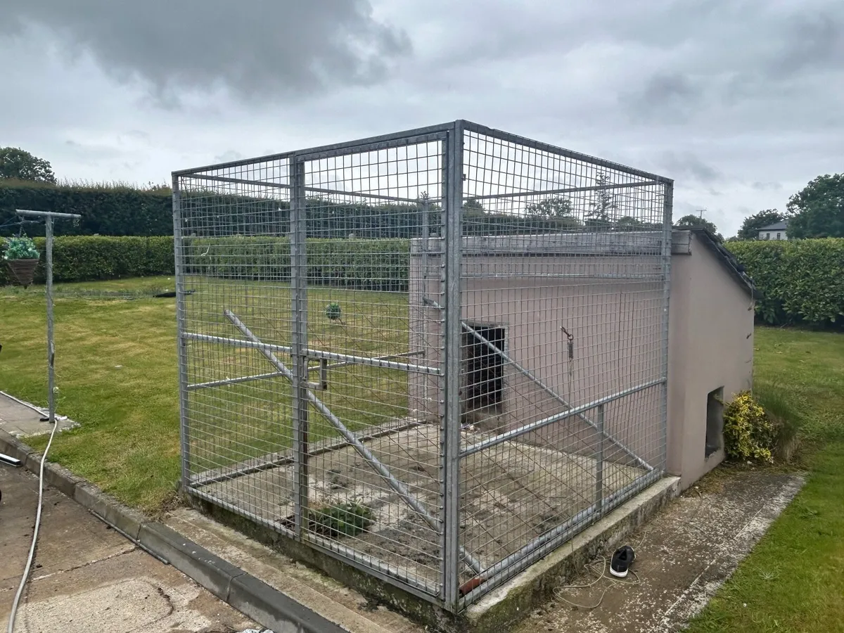 Two Dog pen’s - Image 1