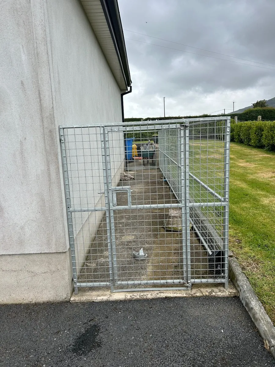 Two Dog pen’s - Image 3