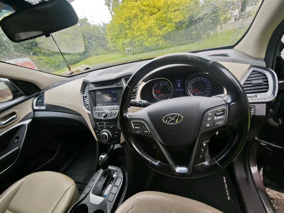 Hyundai Santa FE - Image 4