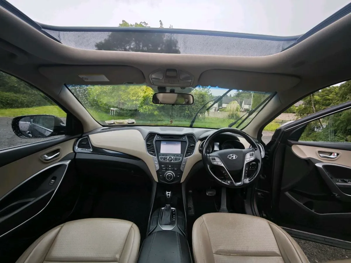 Hyundai Santa FE - Image 2