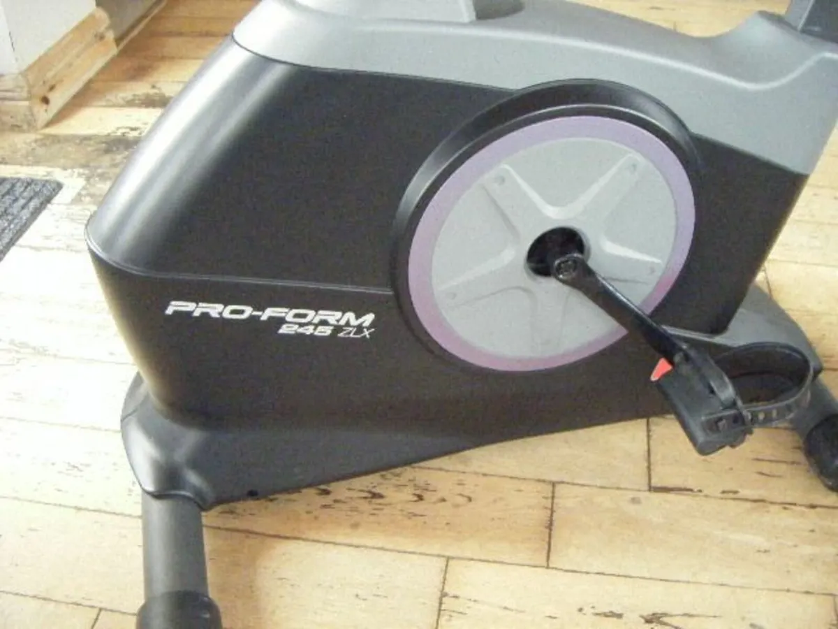 Exercise bike - Image 4