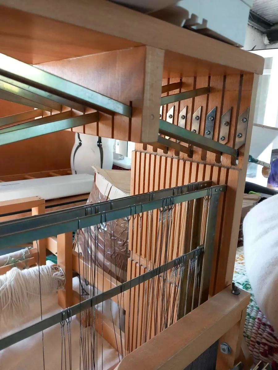 Weaving Harris Table Loom , SK 280 Knitting - Image 1