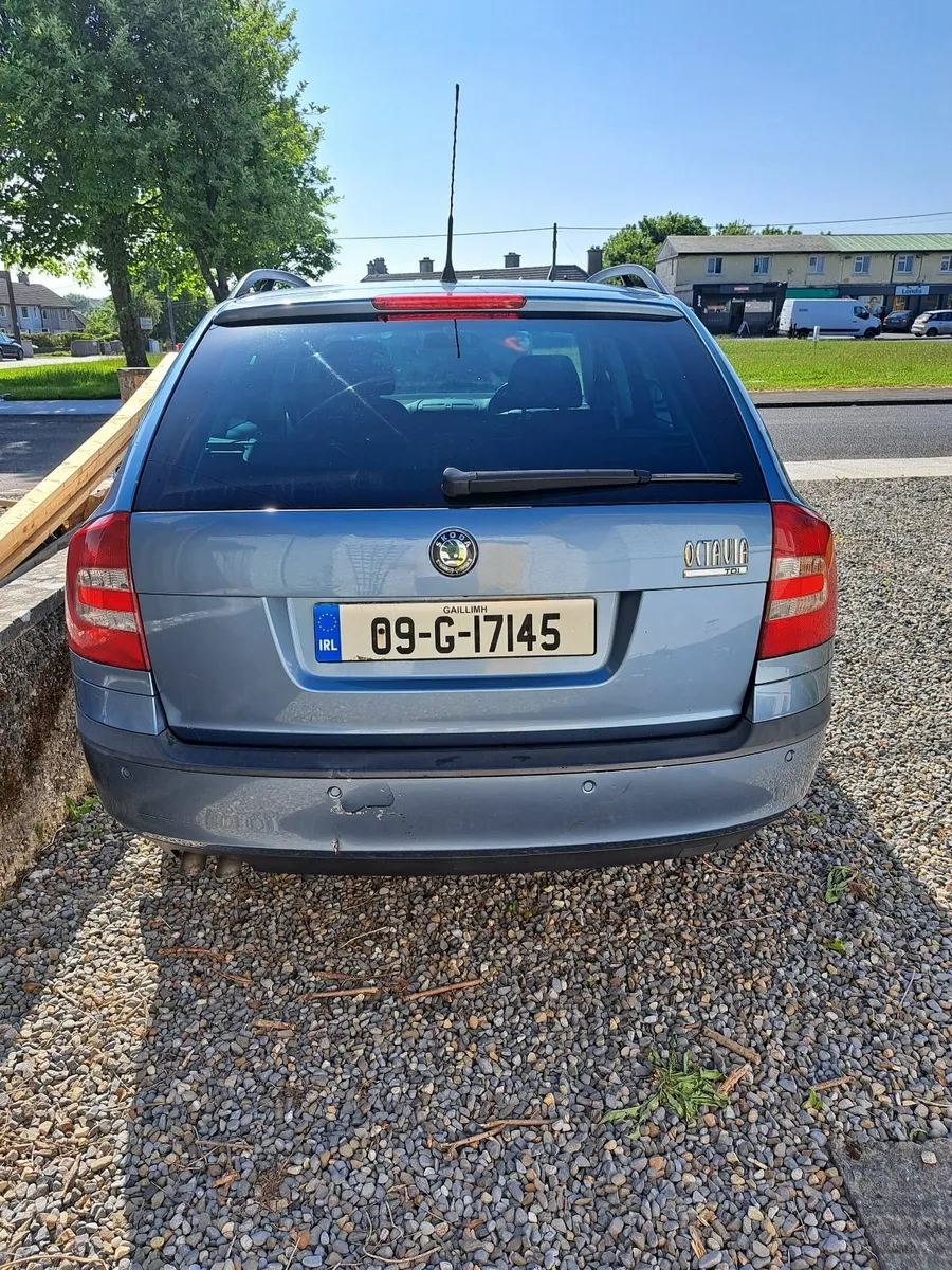 Skoda Octavia 2009 - Image 2
