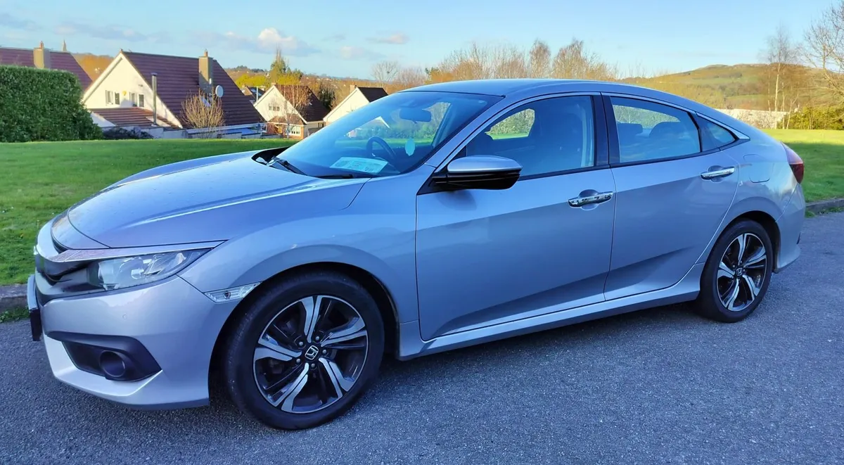 Honda Civic 2020 - Image 3