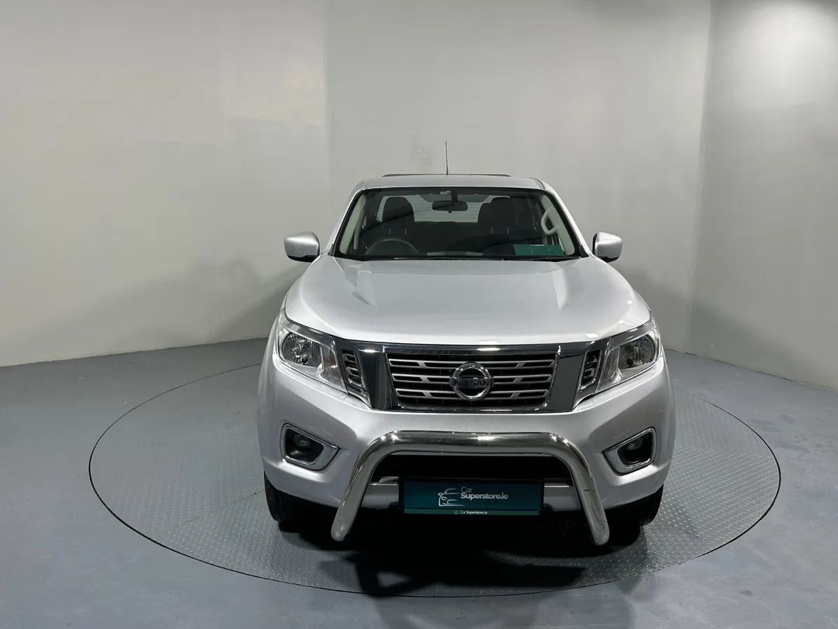 Nissa Navara 2.3 DCi Acenta 212 - Image 3