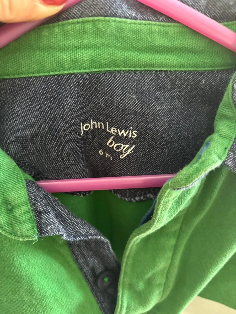 John Lewis Striped Rugby Shirt age 6-7 - Image 3