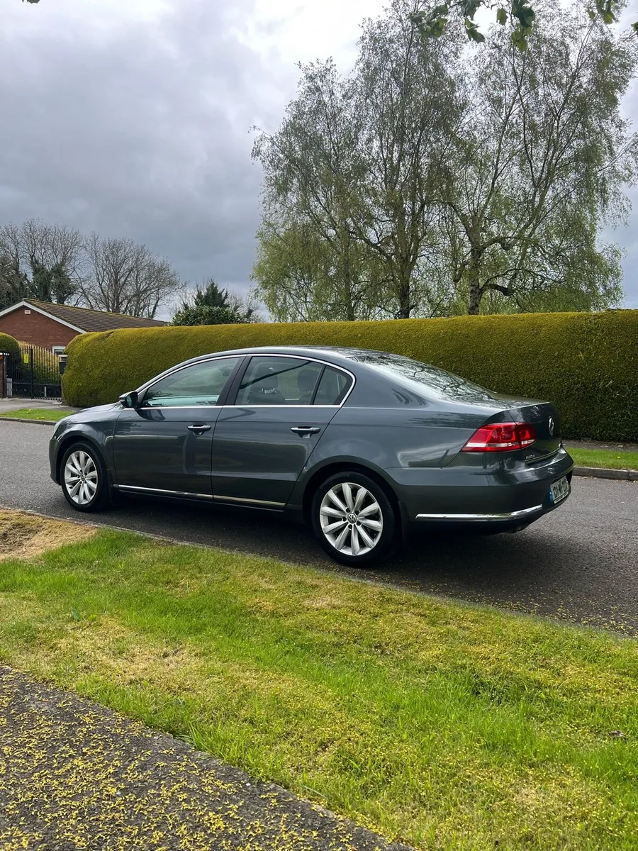 Volkswagen Passat 2013 2.0TDI HIGHLINE - Image 3