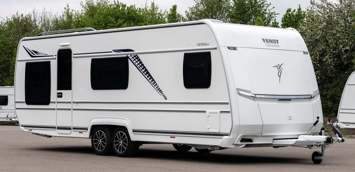 NEW 2026 FENDT VIENNA 650/700 LUXURY CARAVAN - Image 1