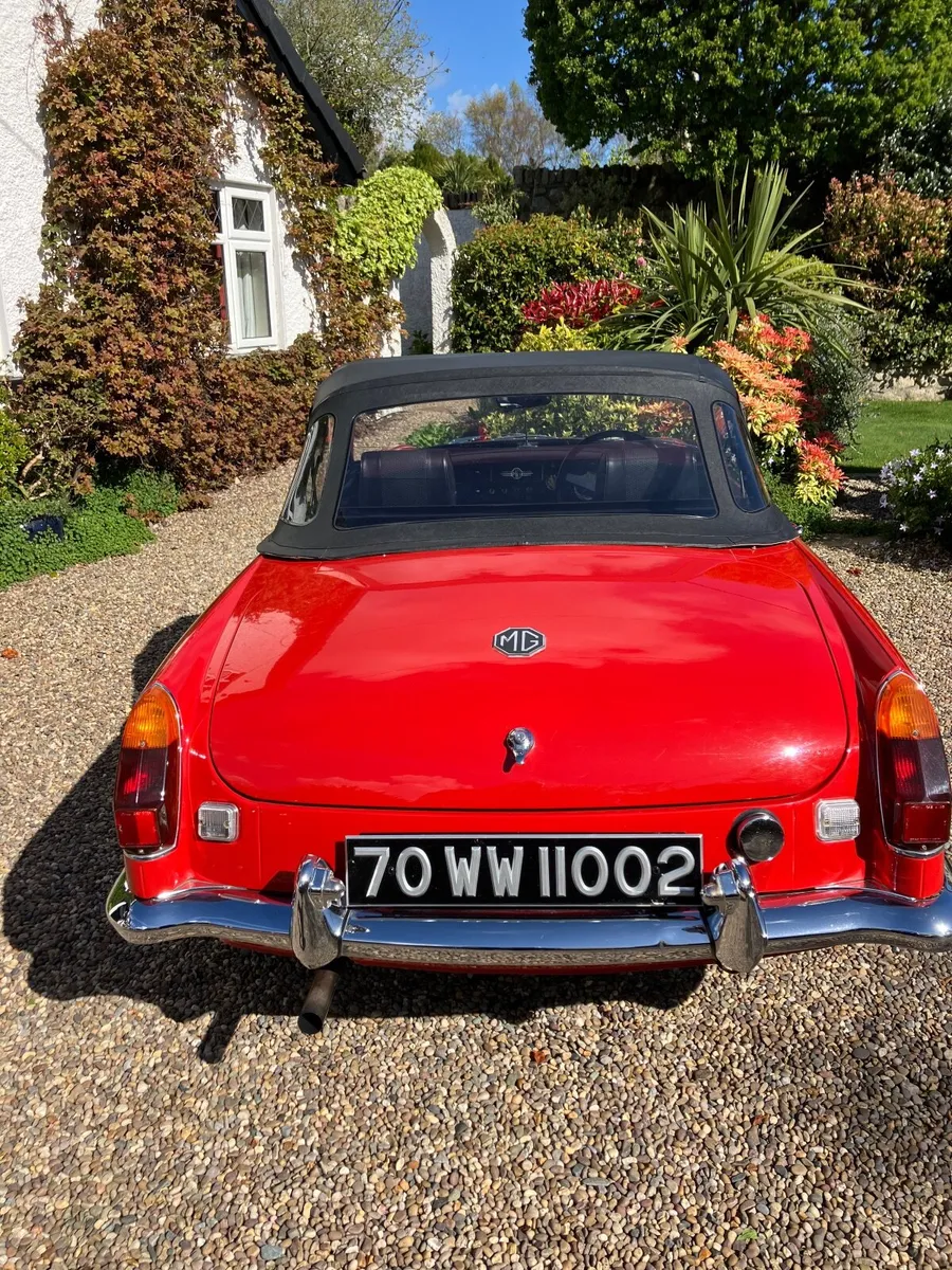MG MGB 1970 - Image 2