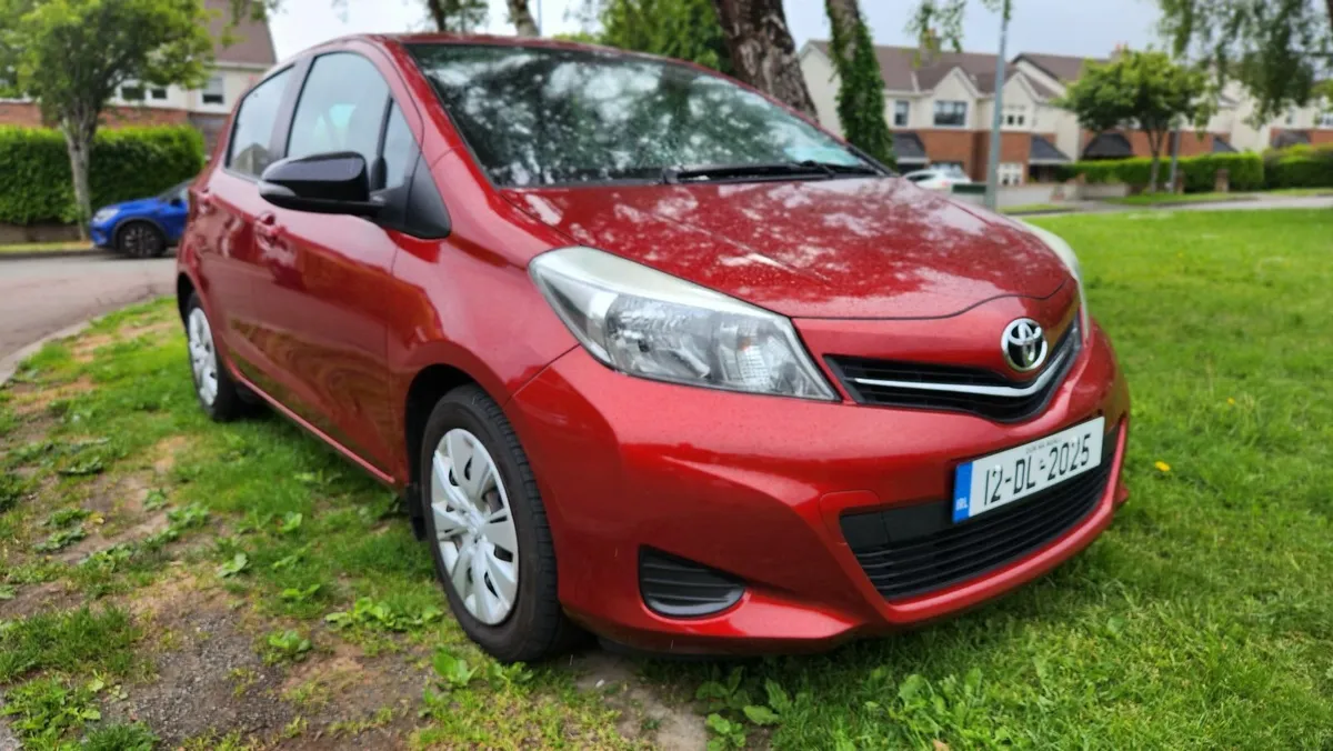 Toyota Yaris 2012 - Image 1