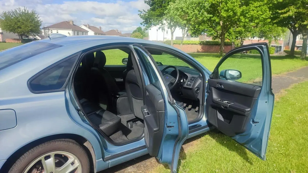 Volvo S40 2008 - Image 4