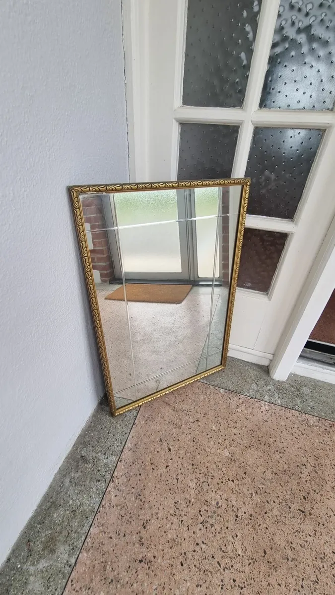 Antique wall mirror - Image 1