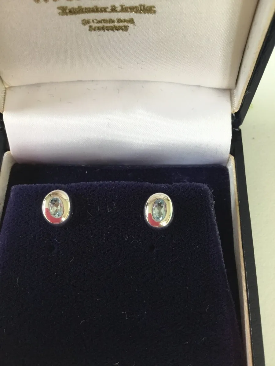 Silver earrings - Image 3