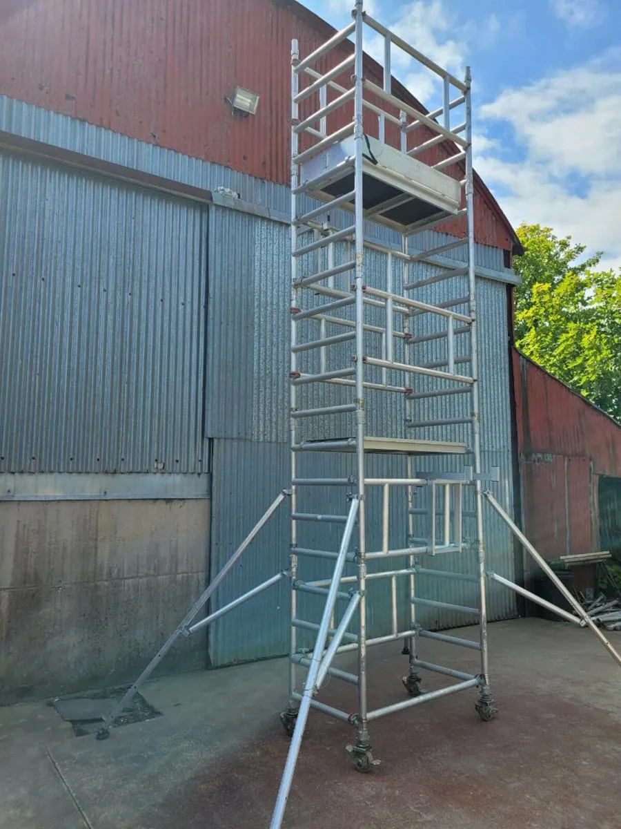 Euro tower one 2 scaffold tower, FREE delivery - Image 1