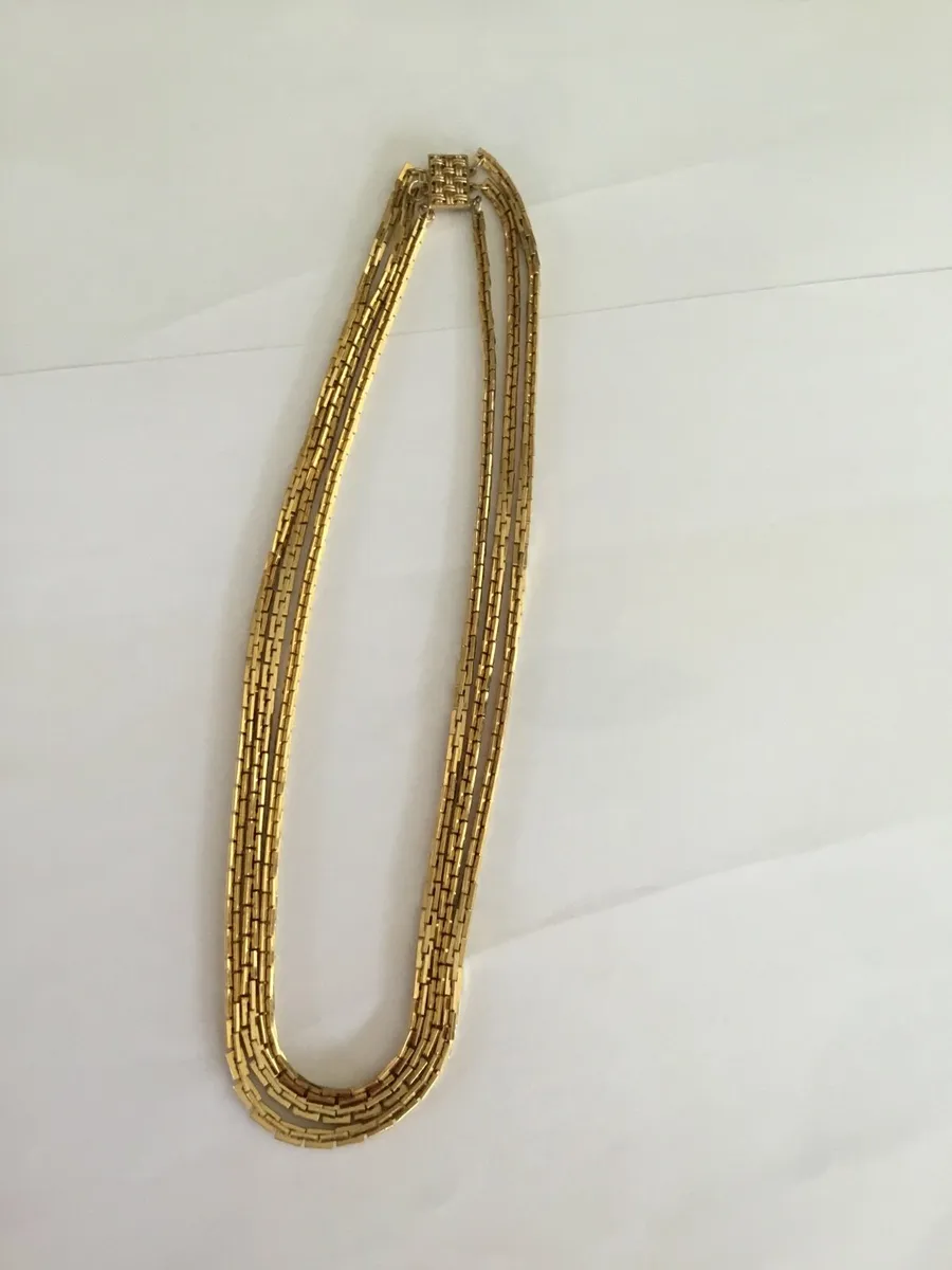 Gold effect necklace - Image 2