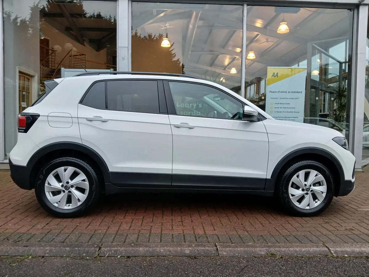 2024 T-Cross 1.0 TSi Life 95Bhp, White 18km. - Image 3