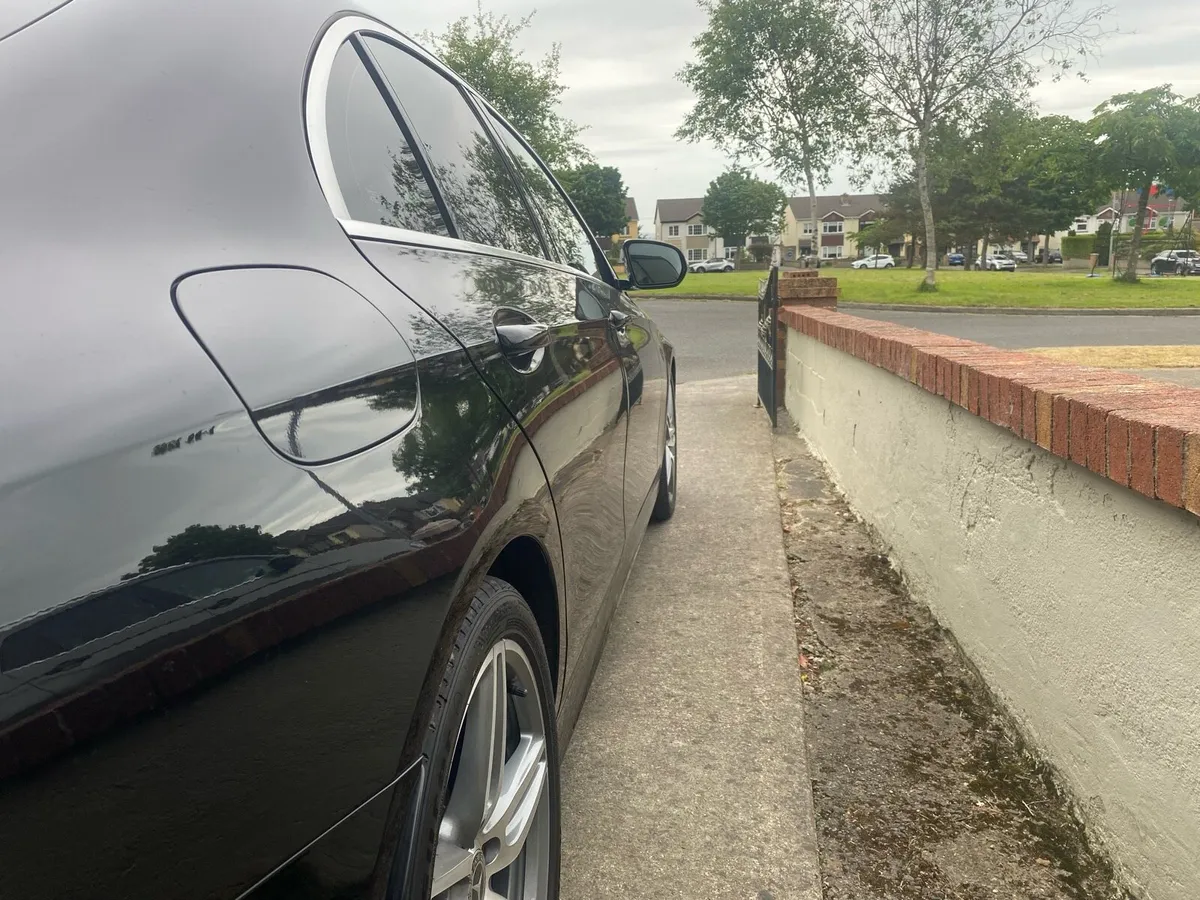 Merc E 220 AMG - Image 1