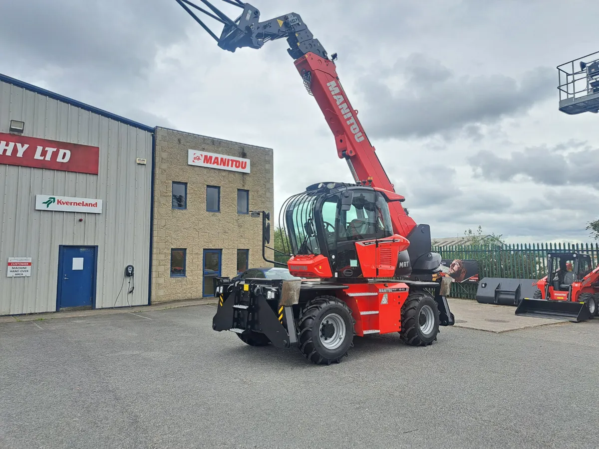 New Manitou MRT1845 rotary telescopic loader - Image 3