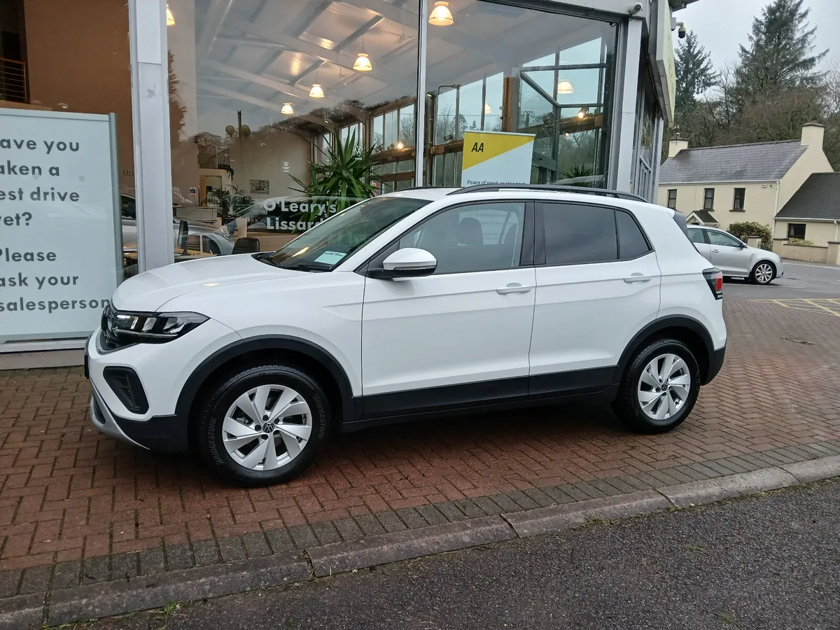 2024 T-Cross 1.0 TSi Life 95Bhp, White 18km. - Image 2