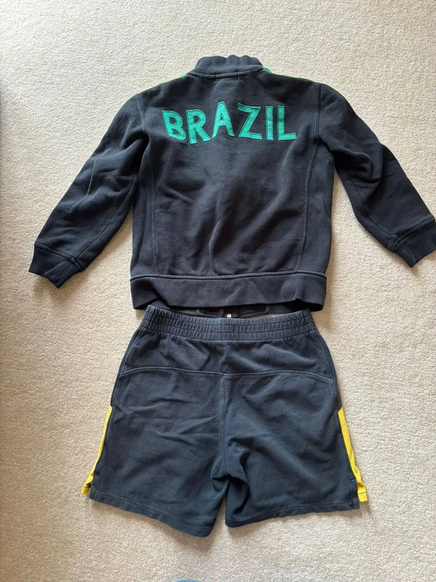 Ralph Lauren Black Brazil Jumper and short set 6-7 - Image 2