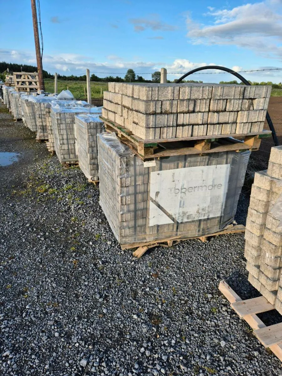 Tobermore Paving Bricks - Image 3