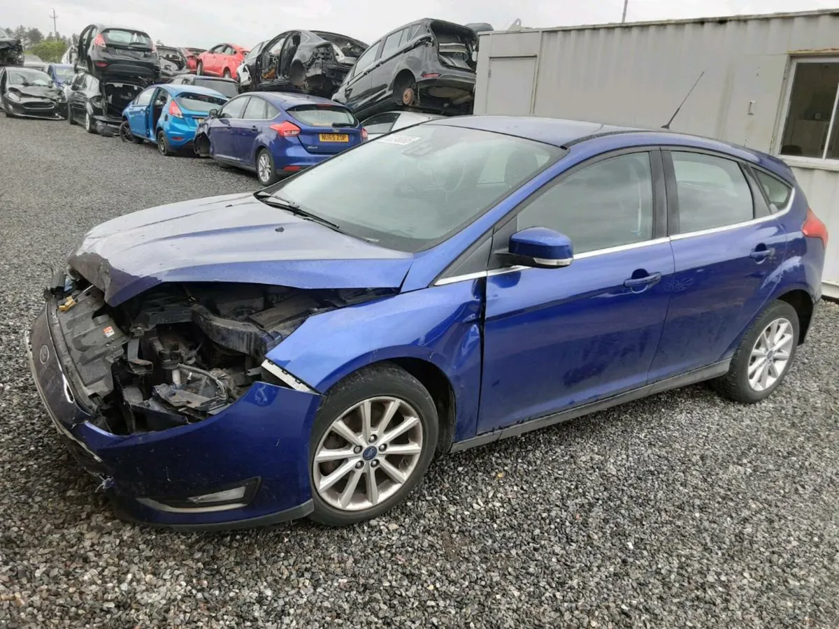 2015 ford focus for breaking - Image 1