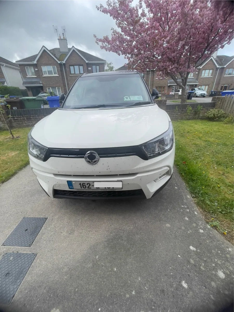 Car - Image 1