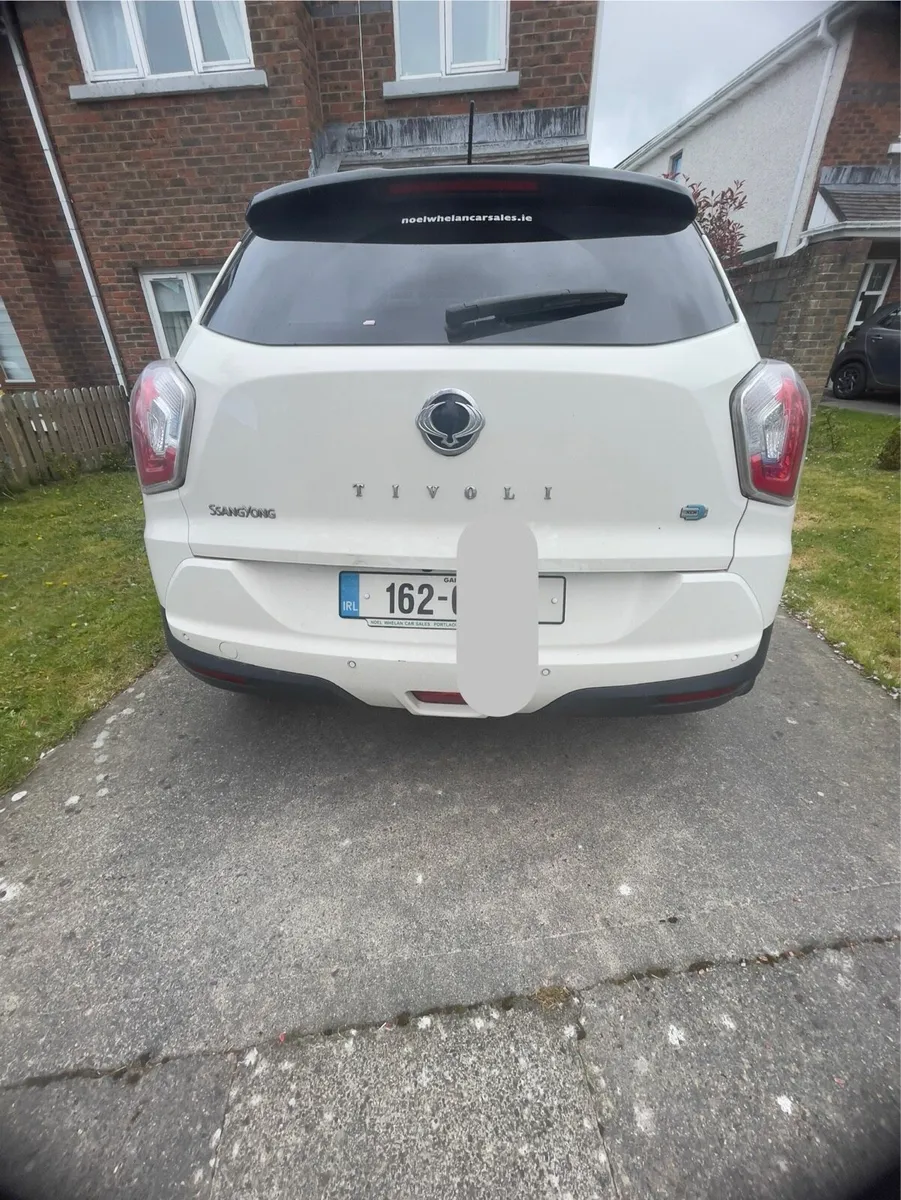 Car - Image 2