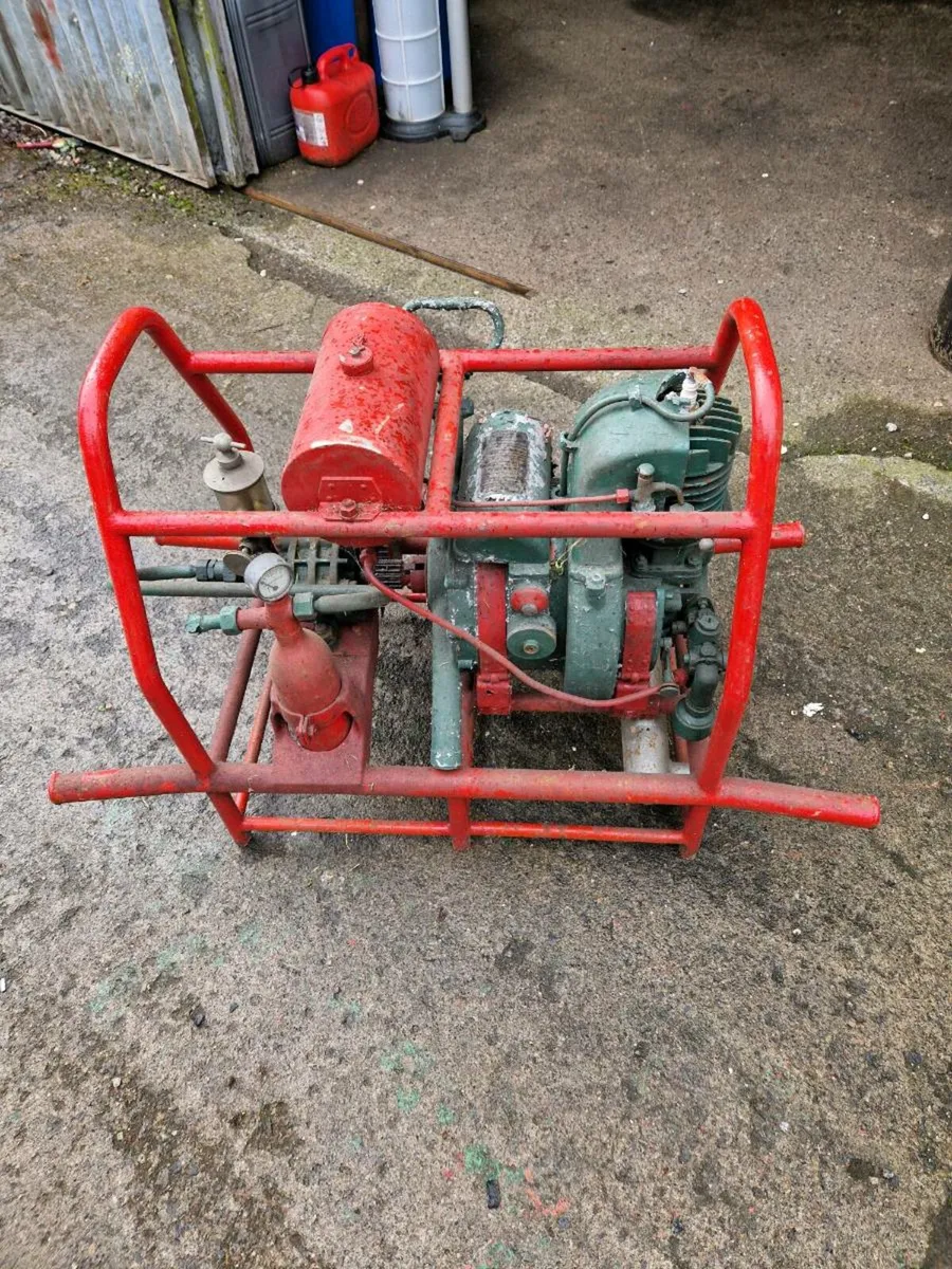 Vintage machines - Image 2
