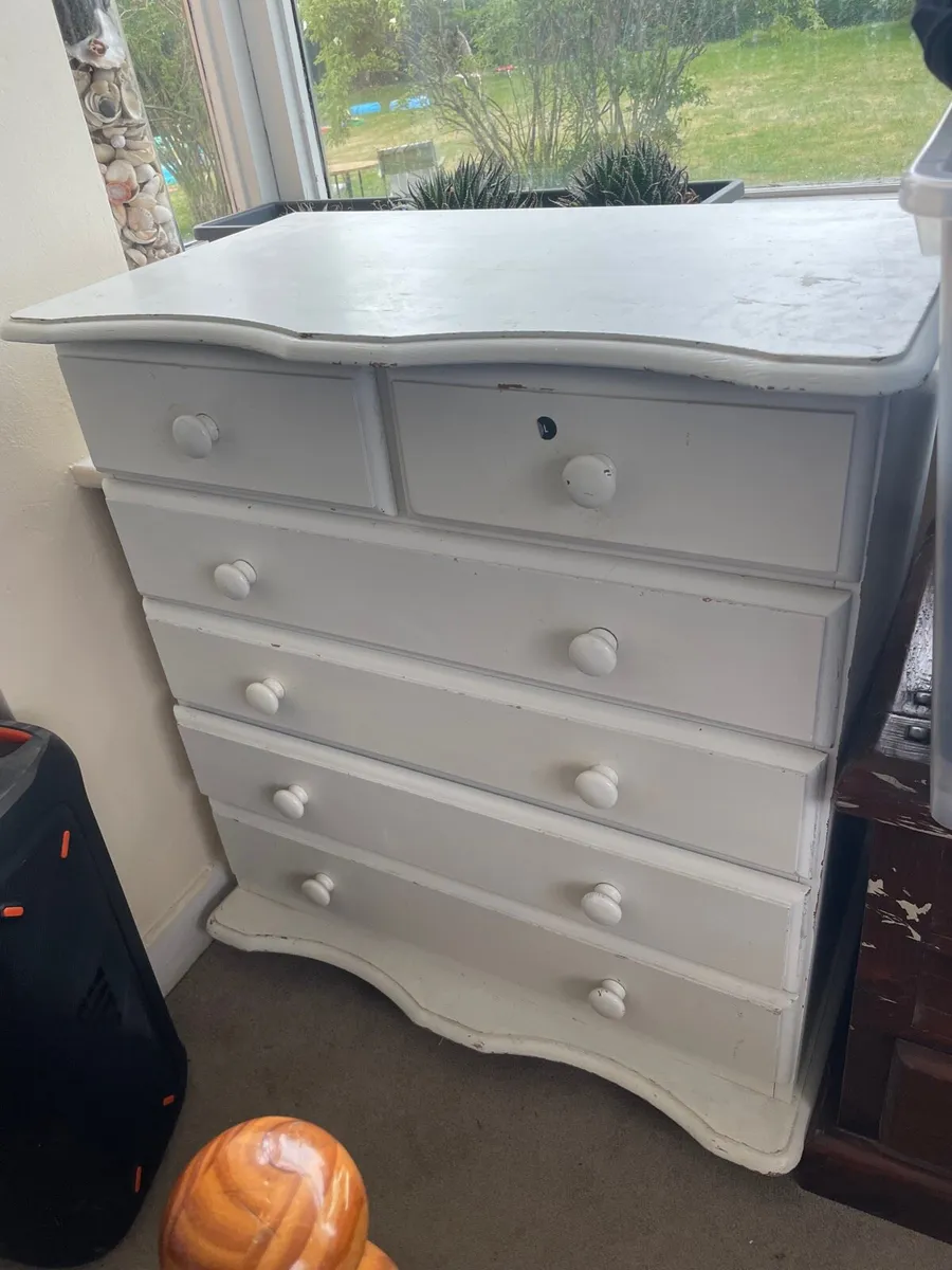 White wooden chest of drawer - Image 4