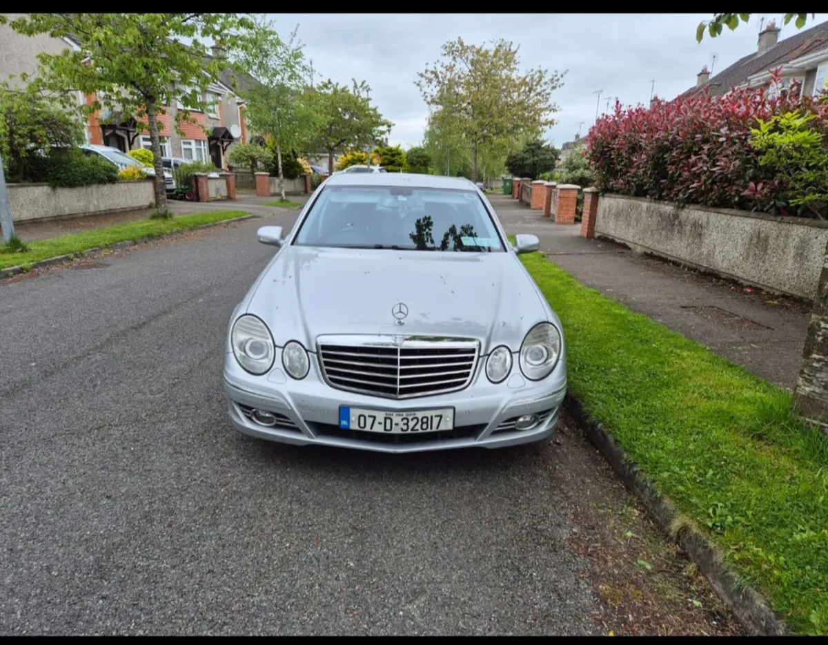 Mercedez benz E200 kompressor avantgarde - Image 2