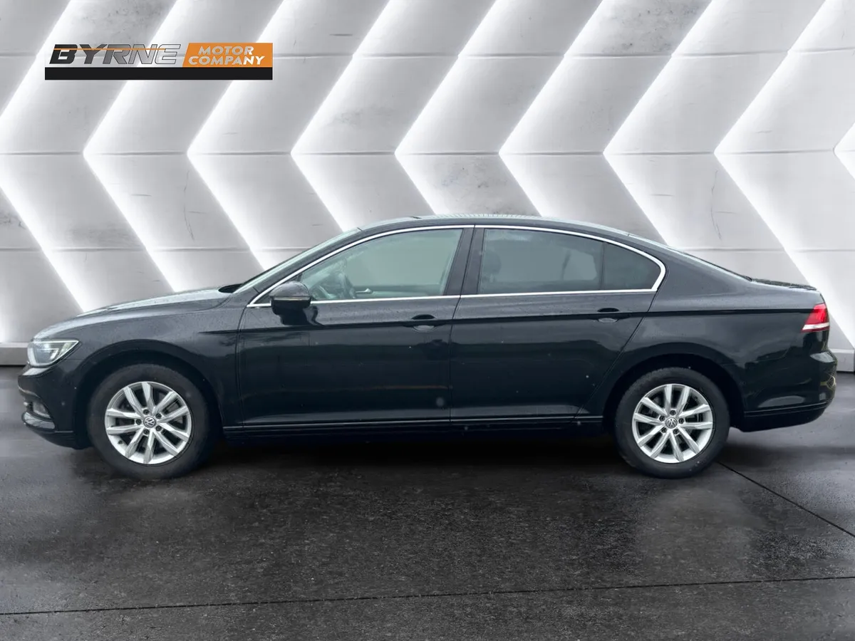 VOLKSWAGEN PASSAT 1.6 TDI COMFORTLINE 2016 - Image 2