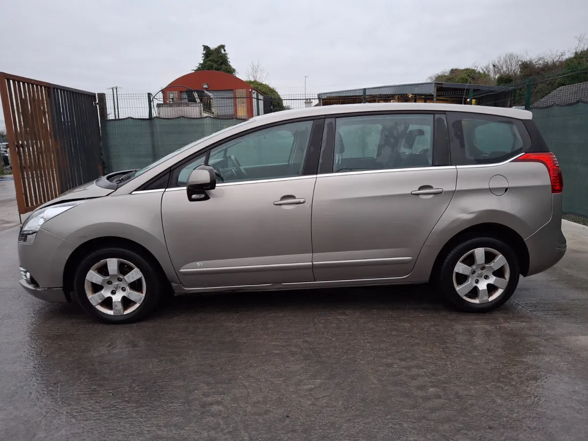 2010 Peugeot 5008 Diesel Automatic - Image 4