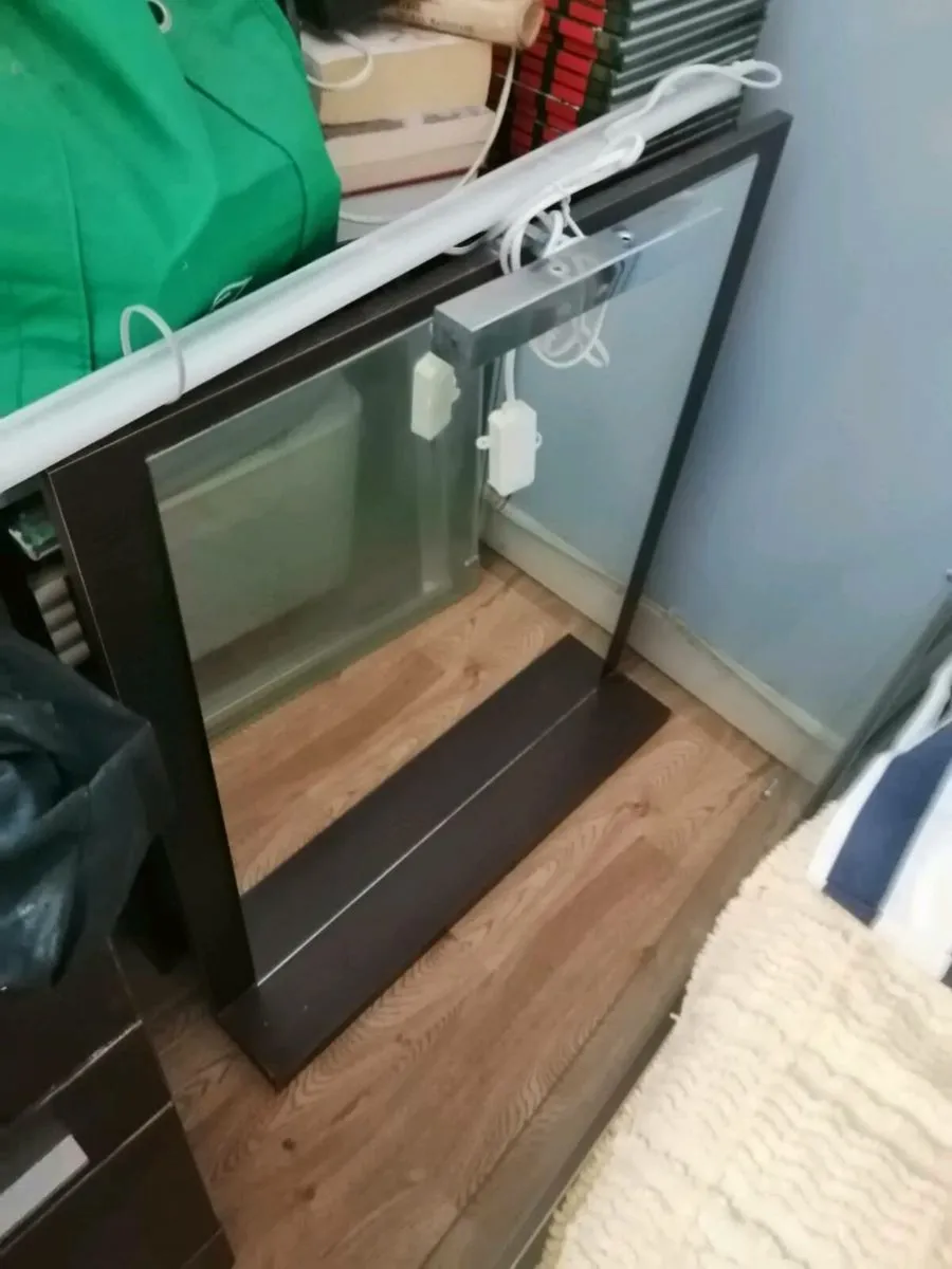 Bathroom - Image 4