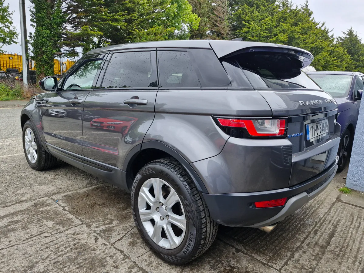 2017 LAND ROVER RANGE ROVER SE TECH 2.0 TD4 150BHP - Image 4