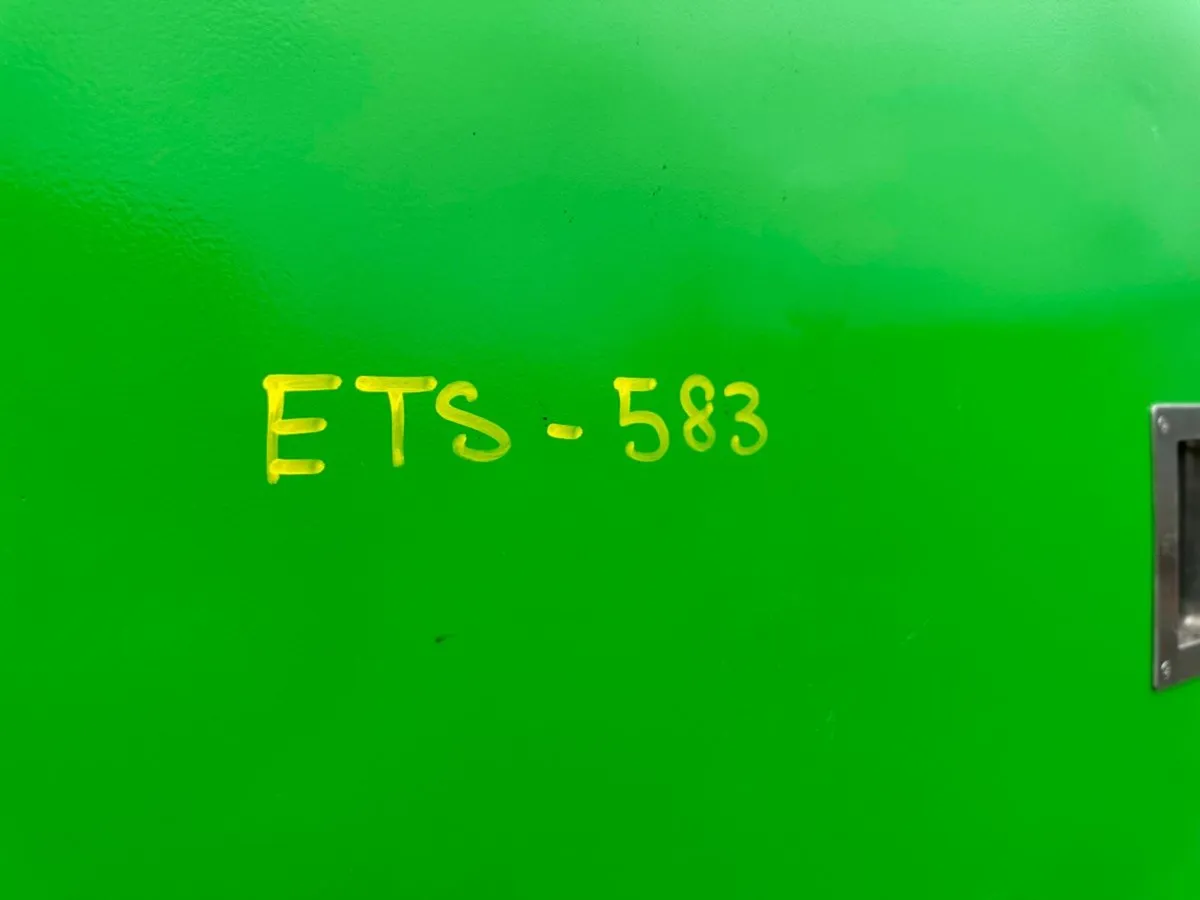 MINEARC  CONTAINED PORTABLE TOILET...ets583 - Image 4
